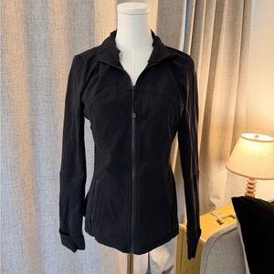 Lululemon Women's Black Jacket size 10
